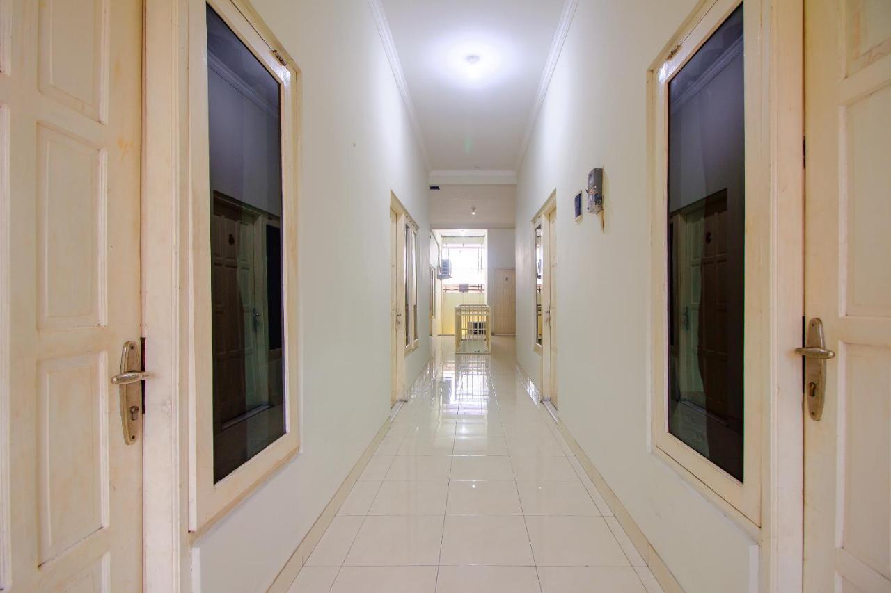 OYO 3083 D Kost 3 Syariah Hotel Yogyakarta Bagian luar foto